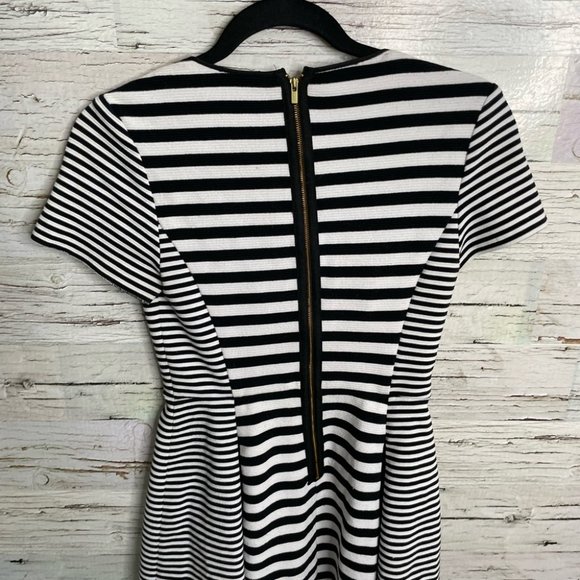 Banana republic size 0 striped tee shirt dress black white - Picture 8 of 8